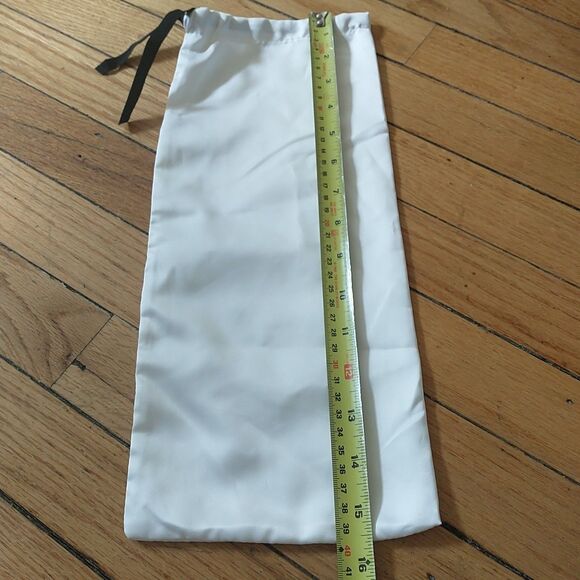 Gucci Shoe Dust Bag Drawstring Satin Storage Travel Bag Logo 6.5x15” - Picture 5 of 5